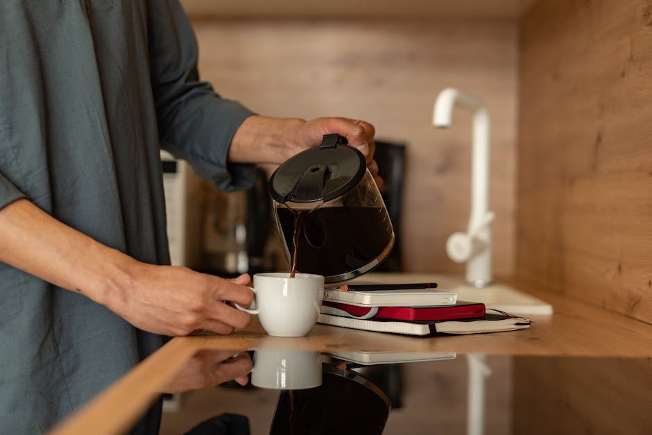 Kaffee nach ZahnOP Wann ist es Zeit für einen Kaffee? KaffeeKnaller.de