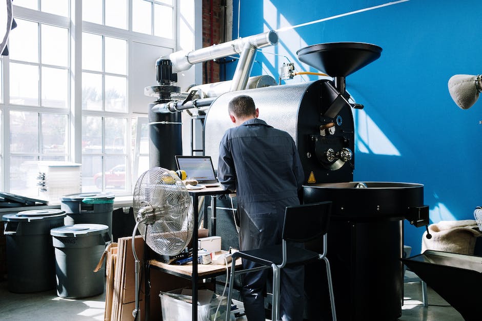 wie macht man kaffee mit einer kaffeemaschine_1