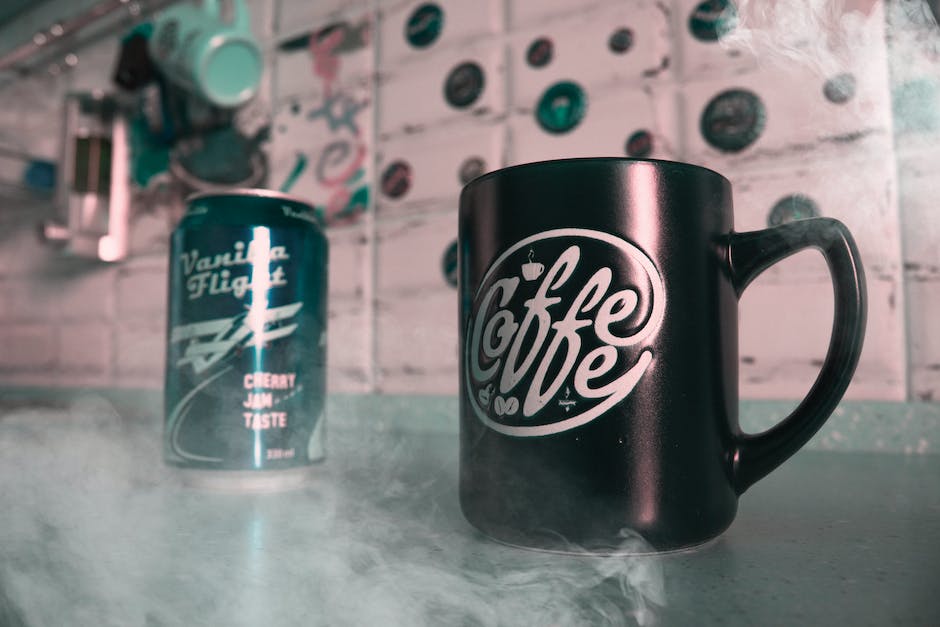 wie viel entkoffeinierten kaffee darf man in der schwangerschaft trinken_1