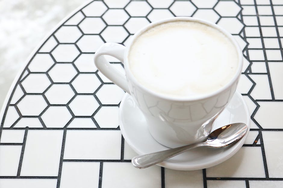 wie viel kalorien hat eine tasse kaffee mit milch_2