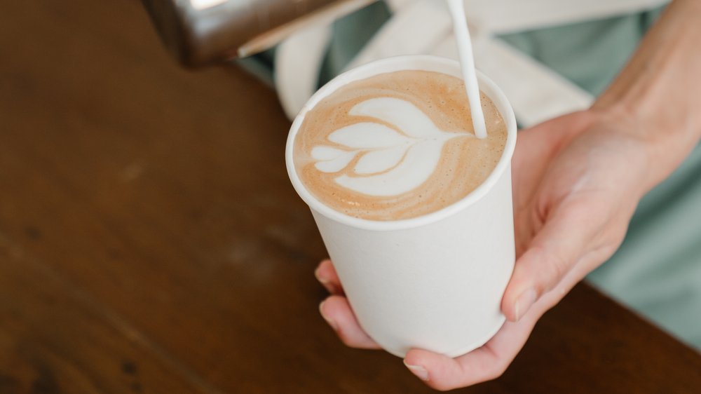 cappuccino zubereitung mit kaffeeautomat